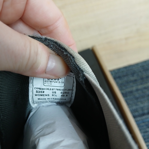 Nwt Bogs Women's Juniper Chelsea Boots 9.5 Taupe - Picture 6 of 8